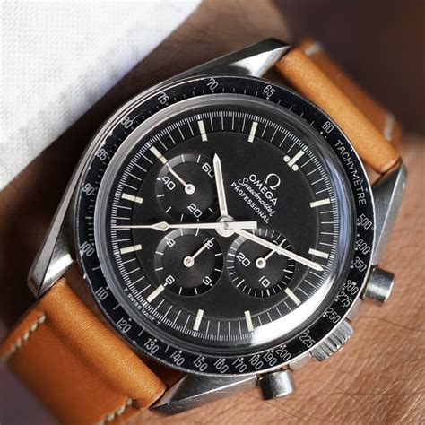 omega speedmaster professional dot over 90|Omega Speedmaster moonwatch reviews.